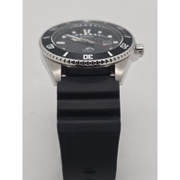 Casio Duro MDV106-1A Black and Silver Mens Analog Dive Watch 200m WR