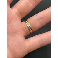 Ladies 9ct Yellow Gold Star Pattern Ring