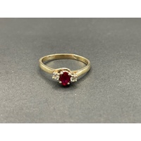Ladies 9ct Yellow Gold Red Gemstone and Diamond Ring
