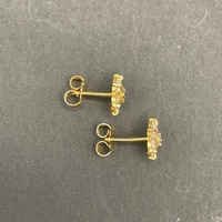 Ladies 18ct Yellow Gold Cubic Zirconia Stud Earrings