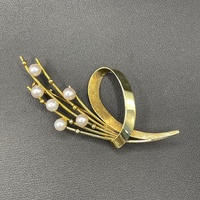 Ladies 14ct Yellow Gold White Pearl Bouquet Brooch