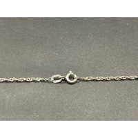 Ladies 9ct White Gold Margarita Twist Link Chain & Circle Pendant
