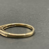 Ladies 10ct Yellow Gold Diamond Ring