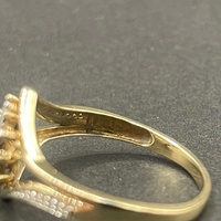 Ladies 9ct Yellow Gold Diamond Cluster Ring