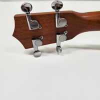 Bondi Ukulele Resonator Mahogany with Case and Extras Unique Sound
