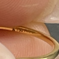 Ladies 18ct Yellow Gold Natural Diamond Ring