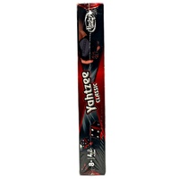 Hasbro Gaming Yahtzee Classic Board Game 5 Dice Shaker 80 Cards