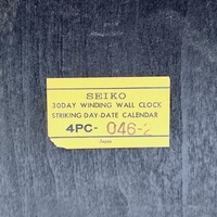 Seiko 30 Day Winding Wall Clock Striking Day Date Calendar Vintage