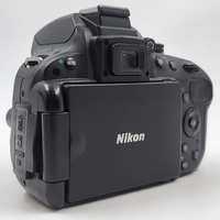 Nikon D5100 16.2MP DSLR Camera Kit 18-55mm VR Lens 8GB SD with Charger Strap