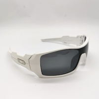 Oakley Oil Rig Sunglasses White Frame Grey Lens with Case