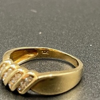 Ladies 10ct Yellow Gold Natural Diamond Ring