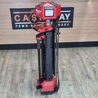 Milwaukee 18V 150W Battery and Electric Power LED Light with Tripod Stand