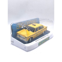 Scalextric C4432 1977 NYC Classic Yellow Taxi New York Slot Car
