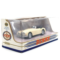 Matchbox Dinky DY036/A 1:43 1960 Jaguar XK150 Drop‑Head Coupe Diecast Model Car