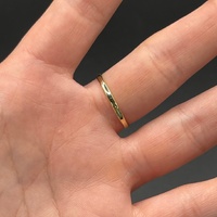 Ladies 10ct Yellow Gold Cluster of Green Gemstone Ring