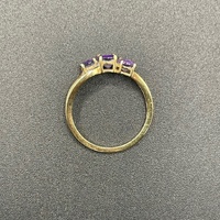 Ladies 9ct Yellow Gold Purple Gemstone Ring