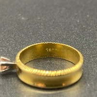 Ladies 18ct Yellow Gold Natural Diamond Ring