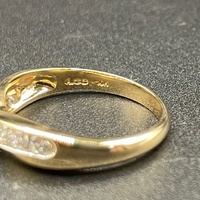 Ladies 10ct Yellow Gold Natural Diamond Ring