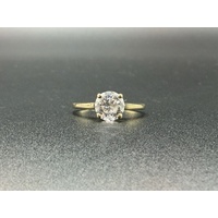 Ladies 9ct Yellow Gold Cubic Zirconia Ring