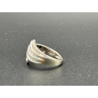 Ladies 9ct White Gold Diamond Cluster Ring