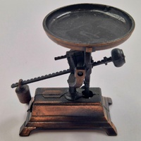 Antique Metal Balance Scale Pencil Sharpener Vintage Desktop Collectible Miniature