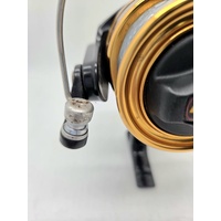 PENN Spinfisher Metal 650SSM Spinning Reel Black Gold Metal Fishing Reel