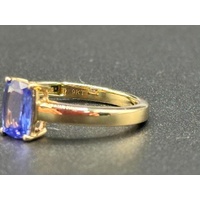 Ladies 9ct Yellow Gold Blue Gemstone Ring