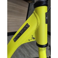 Kostka Twenty Max Adult Footbike Kick Scooter 20/20 Wheels 150kg Neon Yellow