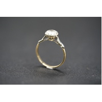 Ladies 9ct Yellow Gold Vintage Design Ring