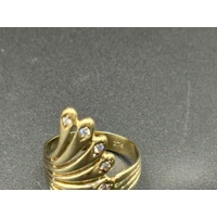 Ladies 9ct Yellow Gold Cubic Zirconia Ring