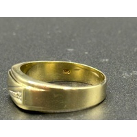 Men’s 9ct Yellow Gold Diamond Signet Ring
