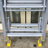 Bailey FS13908 Pro Punchlock Aluminium Triple Extension Ladder 4.39m 150kg