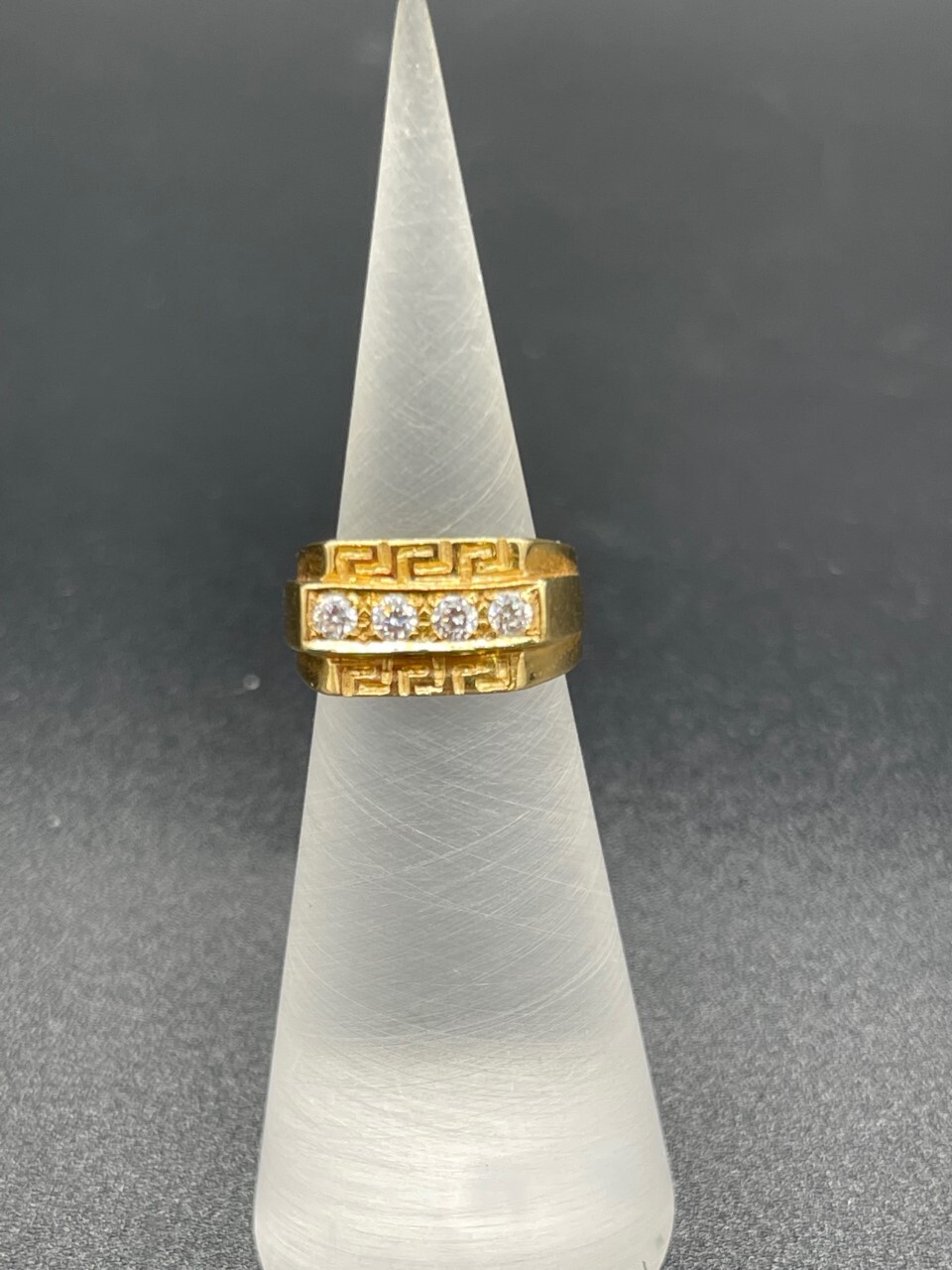 Mens 18ct Yellow Gold CZ Pinky Ring (PreOwned)