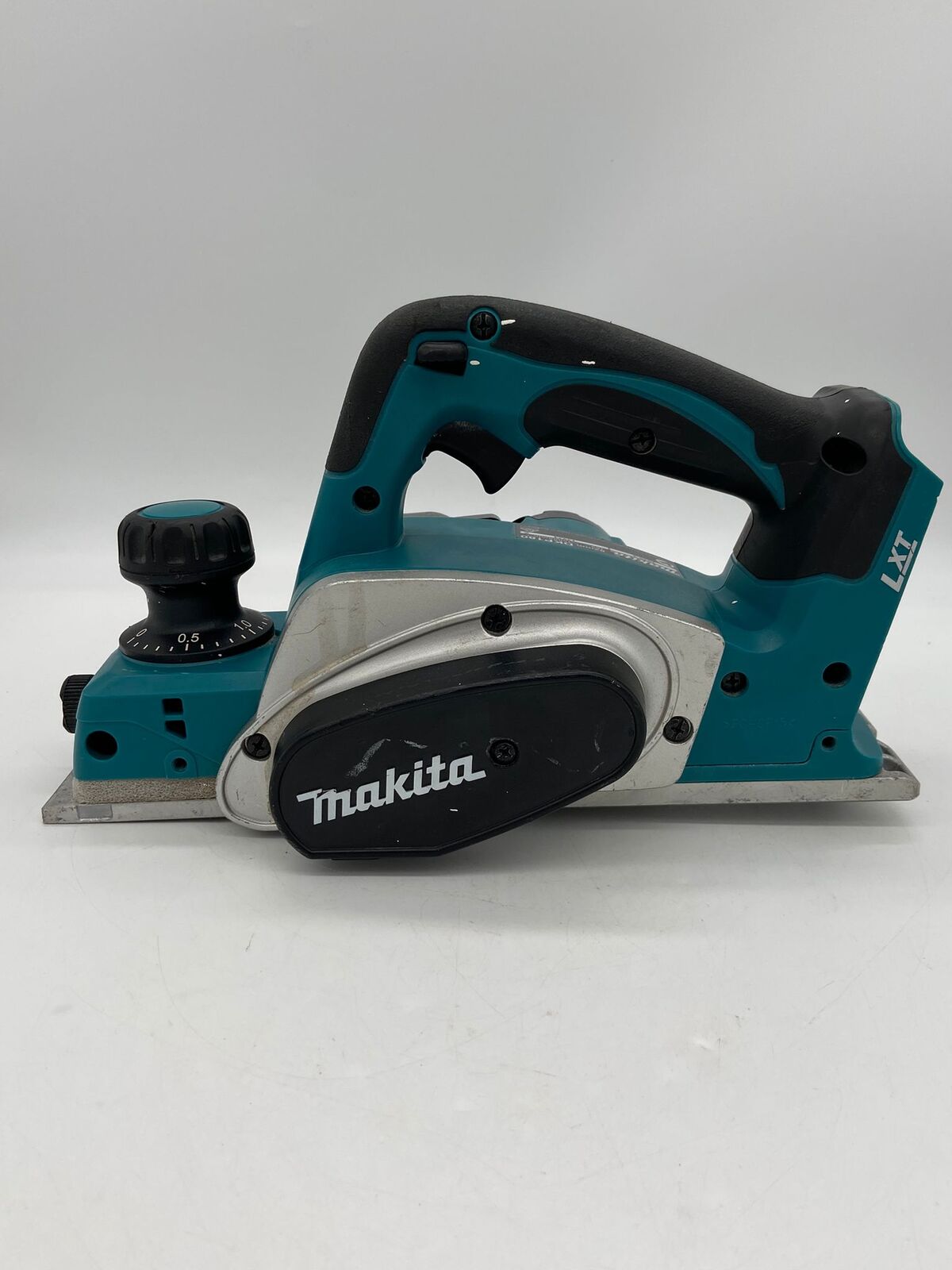 Makita DKP180 18V 82mm Cordless Planer Skin Only (Preowned)
