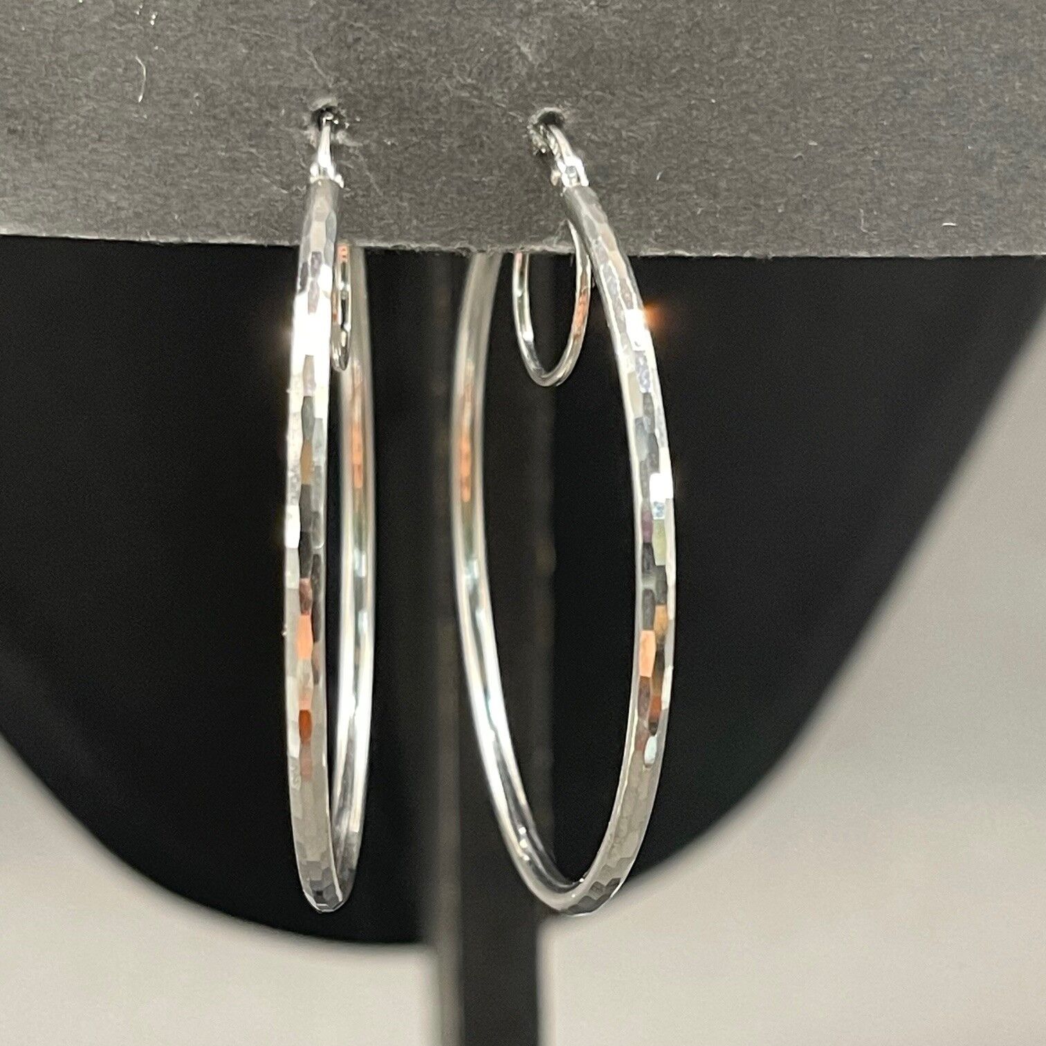 Ladies 9ct White Gold Round Hoop Earrings