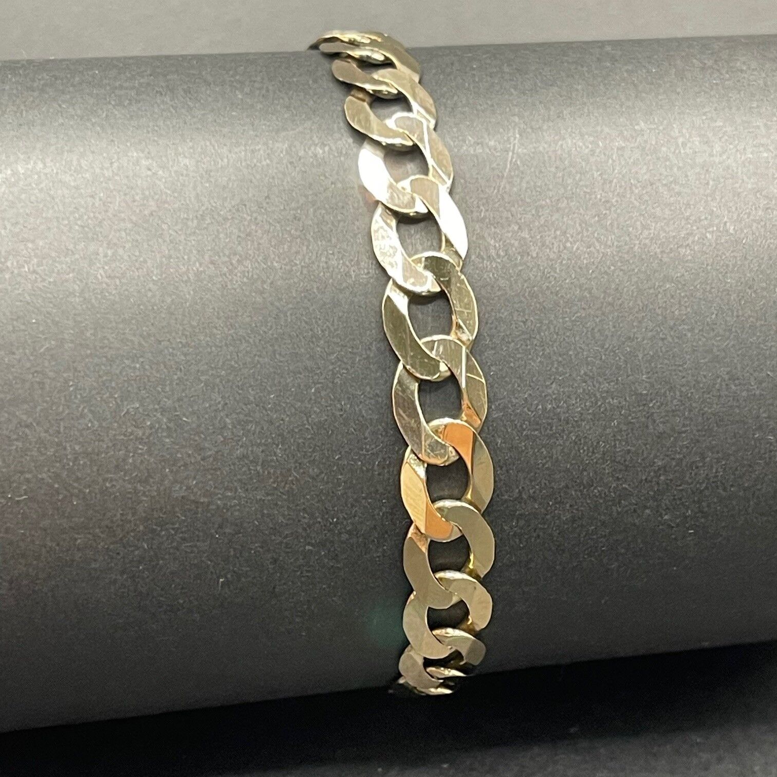 Mens 9ct Yellow Gold Curb Link Bracelet