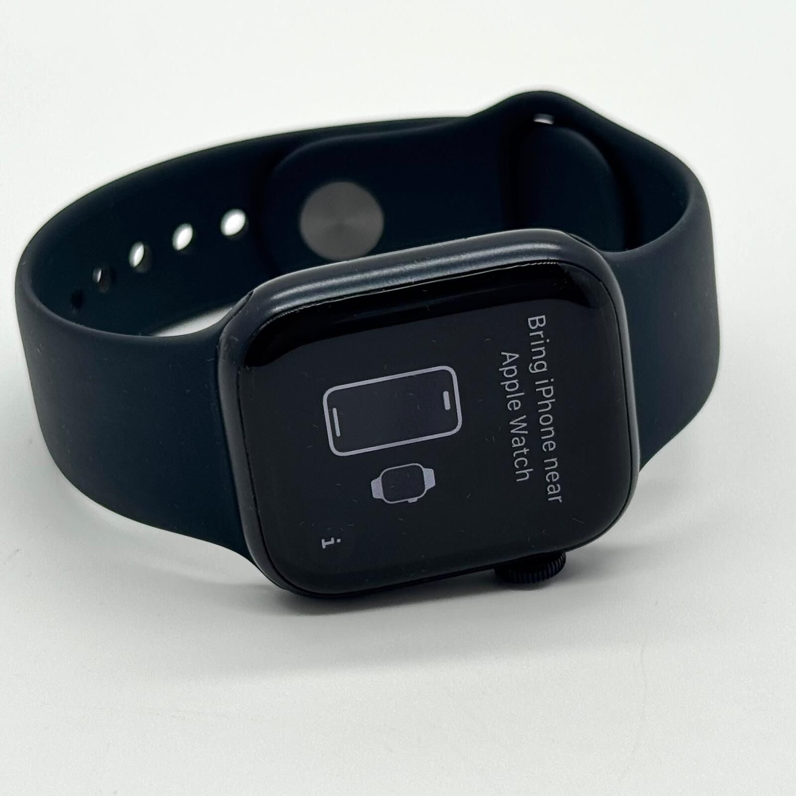 Apple Watch Series 9 41mm Midnight Aluminum Case with Sport Band GPS A2978