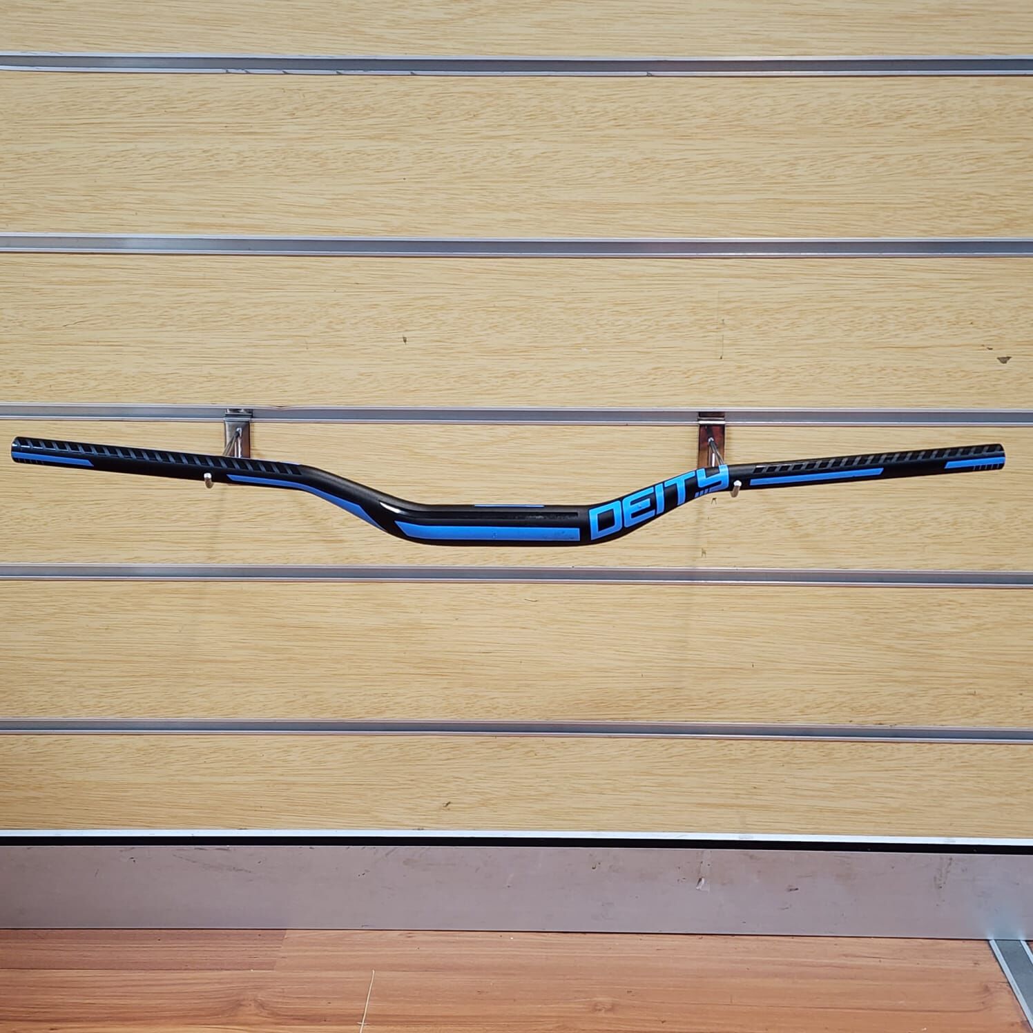 Deity Racepoint Handlebar 800mm 25mm Rise Blue Black Oversized 35mm Bore