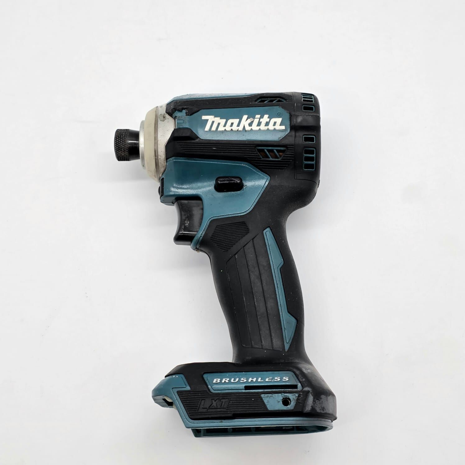 Makita DTD171 18V LXT Cordless Brushless Impact Driver Skin Only