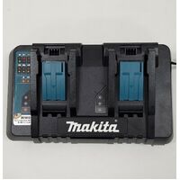 Makita DC18RD Dual Port Charger 18V Li-Ion Cordless Battery (Pre-Owned)
