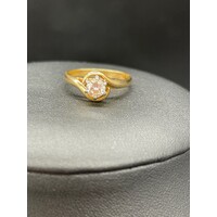 Ladies 18ct Yellow Gold Diamond Ring Elegant Fine Jewellery Timeless Style