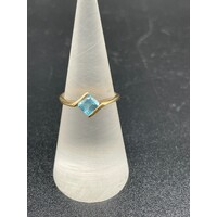 Ladies 9ct Yellow Gold Blue Gemstone Ring (Pre-Owned)