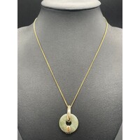 Ladies 18ct Yellow Gold Curb Link Necklace & Jade Circle Pendant (Pre-Owned)
