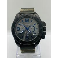 Guess Men’s Quartz Grey Tone Leather Watch W0659G3 (Pre-owned)