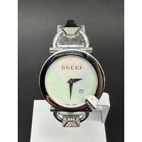 Gucci Chiodo Mother of Pearl Dial Diamond Bangle Bracelet Ladies Watch