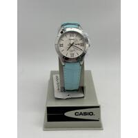 Casio Blue Water Resistant Watch 50m with Case and Box (Pre-owned)