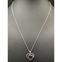 Ladies 18ct White Gold Box Link Chain & Heart Pendant