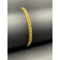 Ladies 22ct Yellow Gold Pattern Round Bangle