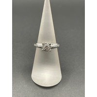Ladies 9ct White Gold Diamond Cluster Ring