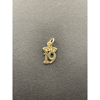 Ladies 9ct Yellow Gold Sweet 19 Pendant